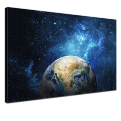 Earth als hochwertige Leinwand für das Kinderzimmer Deines kleinen Forschers.