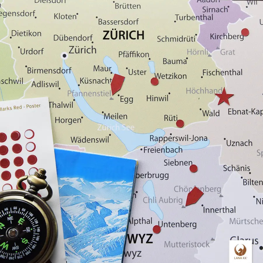 Für einen optimalen Transport kommt Deine Schweizkarte Graphit Grau gerollt zu Dir.