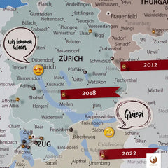 Deine Schweizkarte Hellblau ist stabil konstruiert und ist optimal zum Pinnen Deiner Reiseziele.