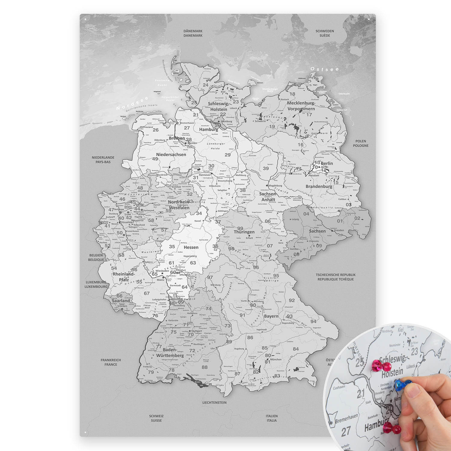 Deine Deutschlandkarte als magnetisches Blechschild zum Markieren deiner Reiseziele mit Magneten oder Stickern.