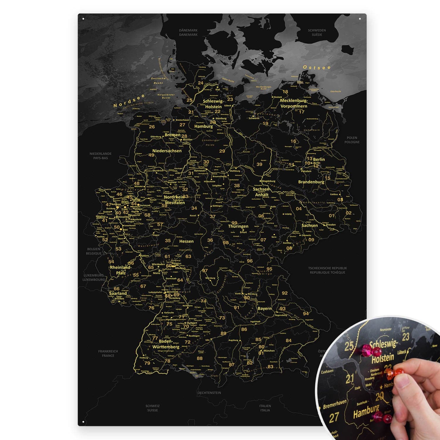 Deine Deutschlandkarte als magnetisches Blechschild zum Markieren deiner Reiseziele mit Magneten oder Stickern.