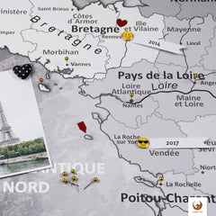 Dekoriere Deine Frankreichkarte Hellgrau mit Stickern, Pins und Fotos.