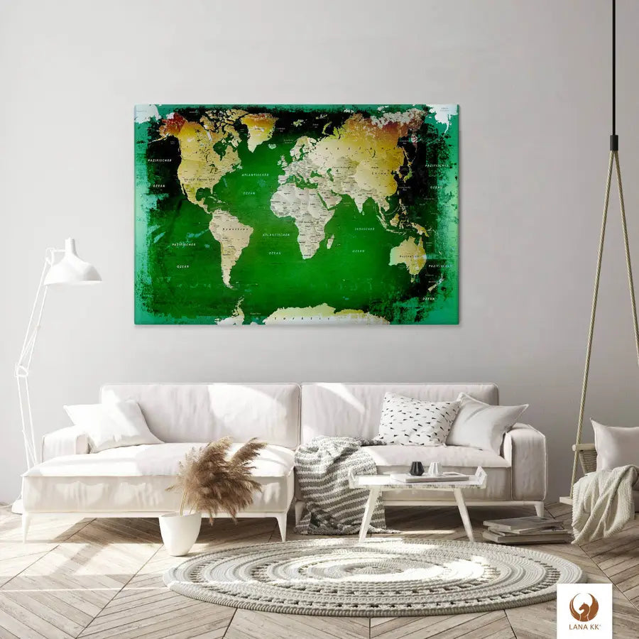 Die Welt als Zentrum Deiner Wohnung. Deine Weltkarte Grün für sich mit ihren ausgewogenen Farben ideal in Dein Wohnkonzept ein.