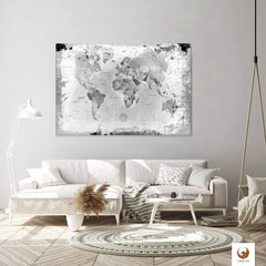 Die Welt als Zentrum Deiner Wohnung. Deine Weltkarte Retro Hellgrau für sich mit ihren ausgewogenen Farben ideal in Dein Wohnkonzept ein.