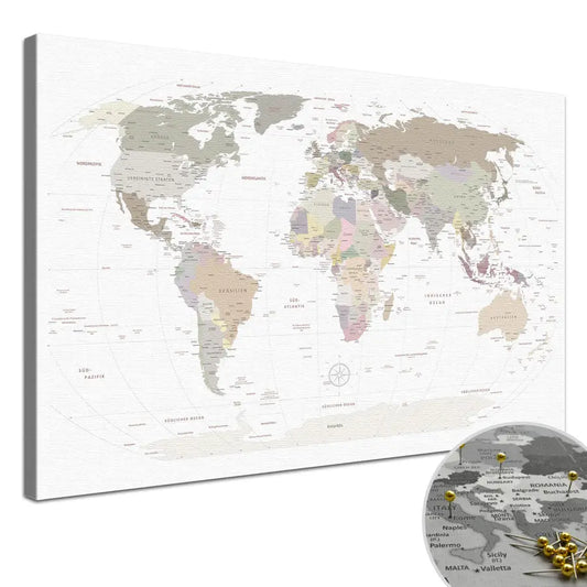 Erwecke deine Wände zum Leben mit deiner World Map White als Slim Line Variante. Deine Weltkarte als Pinnwand ist auf eine Baumwoll-Leinwand von 320 g/m² mit matter Oberfläche gedruckt. Auf einen 2 cm tiefen Keilrahmen gespannt kommt deine Weltkarte in jedem deiner Räume zur Geltung. Mit ökologischen, wasserbasierten Farben bedruckt, die vollständig abbaubar sind, und UV-echten Farben, verspricht sie dir für mindestens 75 Jahre lebendige Freude.